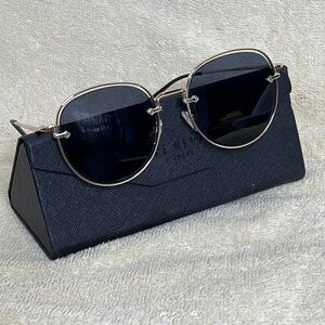 Sun glasses